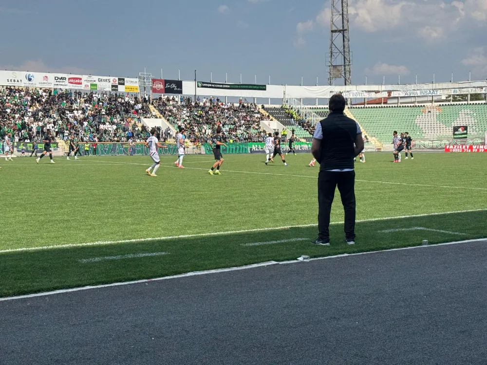 DENİZLİ DEPLASMANINDA İLK YARIDA YENİŞEN OLMADI !