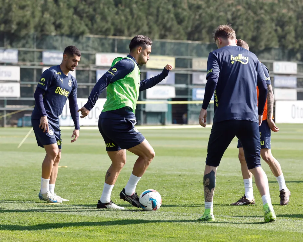 FENERBAHÇE, GAZİANTEP FK MAÇI HAZIRLIKLARINI TAMAMLADI