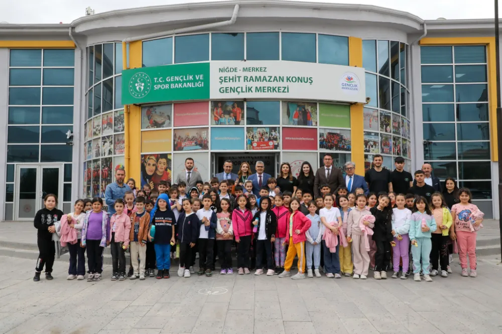 NİĞDE VALİSİ ÇELİK, 