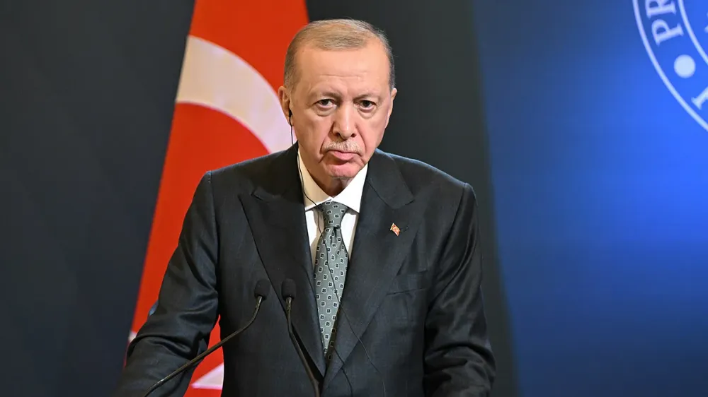 ERDOĞAN: DÜNYAYI ETKİLEYEN ENFLASYONDA KALICI DÜŞÜŞ SÜRECİNE GİRDİK
