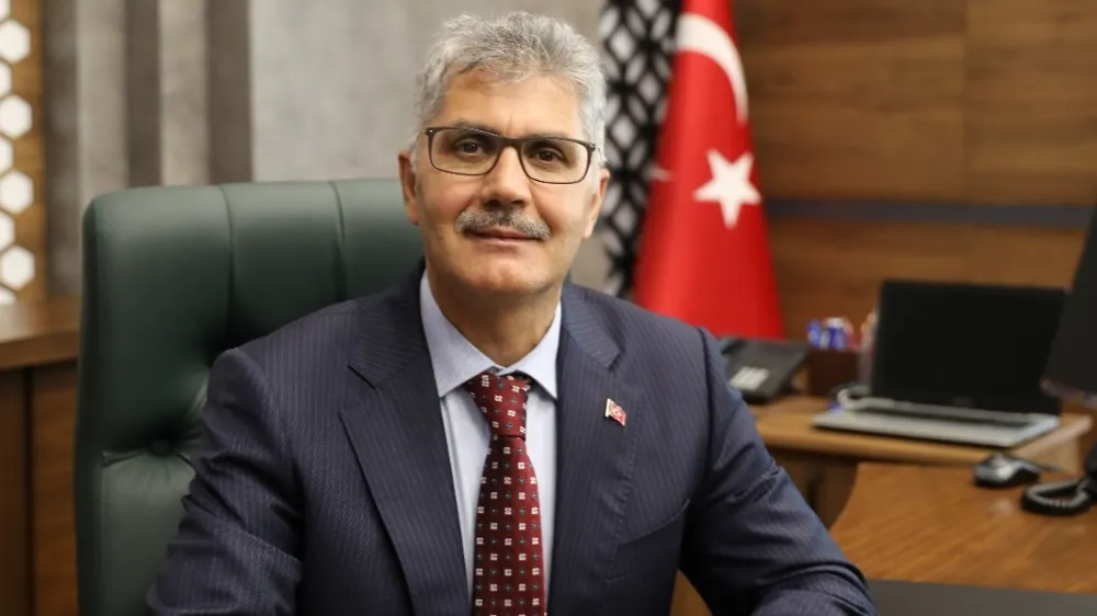 VALİ ÇELİK: EMEK TOPLUMLARIN EN KIYMETLİ HAZİNESİDİR