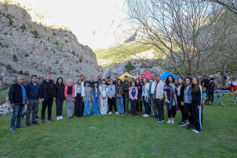 VALİ ÇELİK KAMP SÖZÜNÜ TUTTU, ÖĞRENCİLER DOĞAYLA BULUŞTU