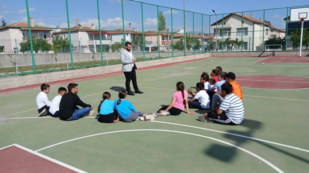 BOR’DA GENÇLERE “ŞÜKÜR” KONULU MANEVİ SOHBET