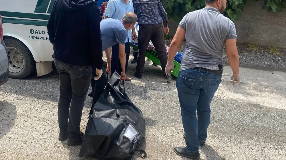 TARTIŞTIĞI ANNESİNİ ÖNCE DÖVDÜ SONRA BOĞARAK ÖLDÜRDÜ