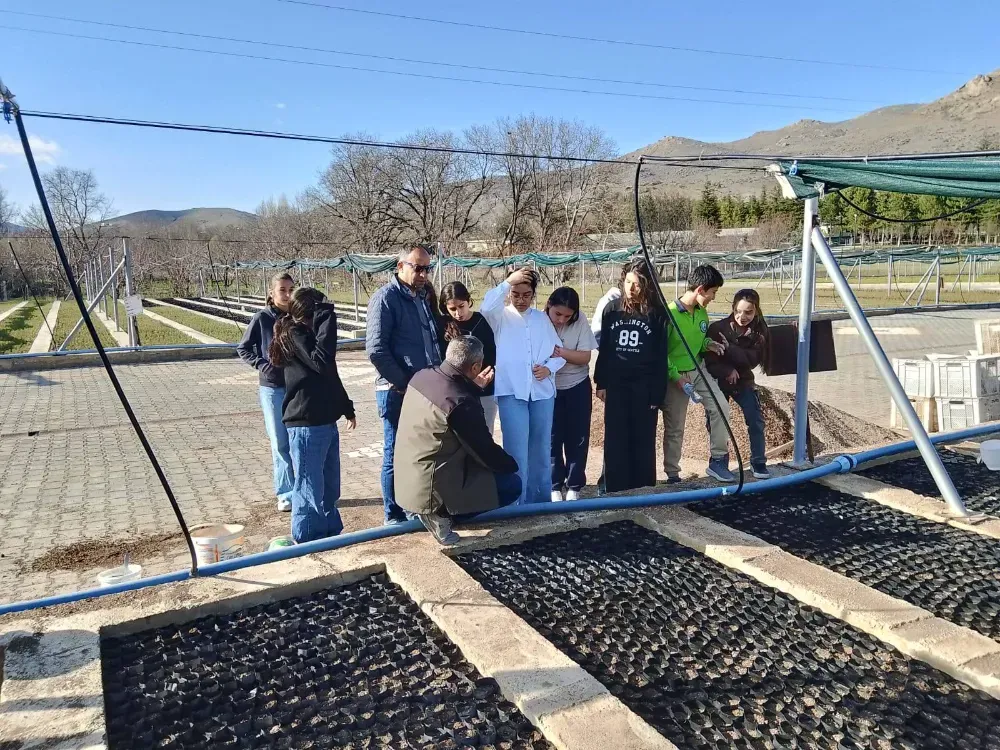 ÖĞRENCİLERE ORMANCILIK MESLEĞİ TANITILDI