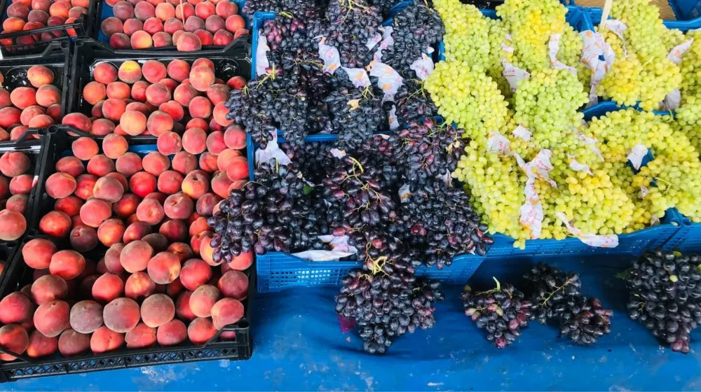 MEYVE LÜKS OLDU! ETİKETLER EL YAKIYOR!