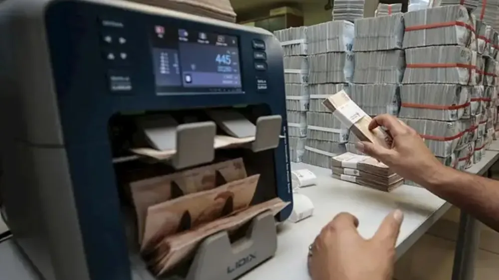 BÜTÇE AÇIĞI İLK 5 AYDA 650 MİLYAR TL OLDU