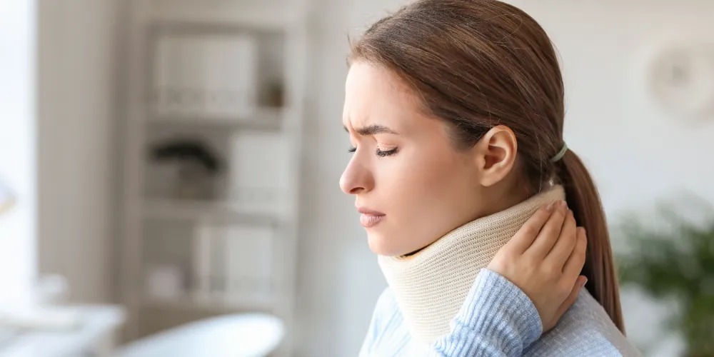 BOYUN TRAVMASI VE FELÇ RİSKİ UYARISI