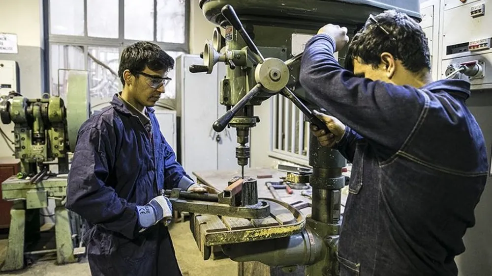 EN ÇOK ARANAN VE AÇIK OLAN MESLEKLER BELLİ OLDU