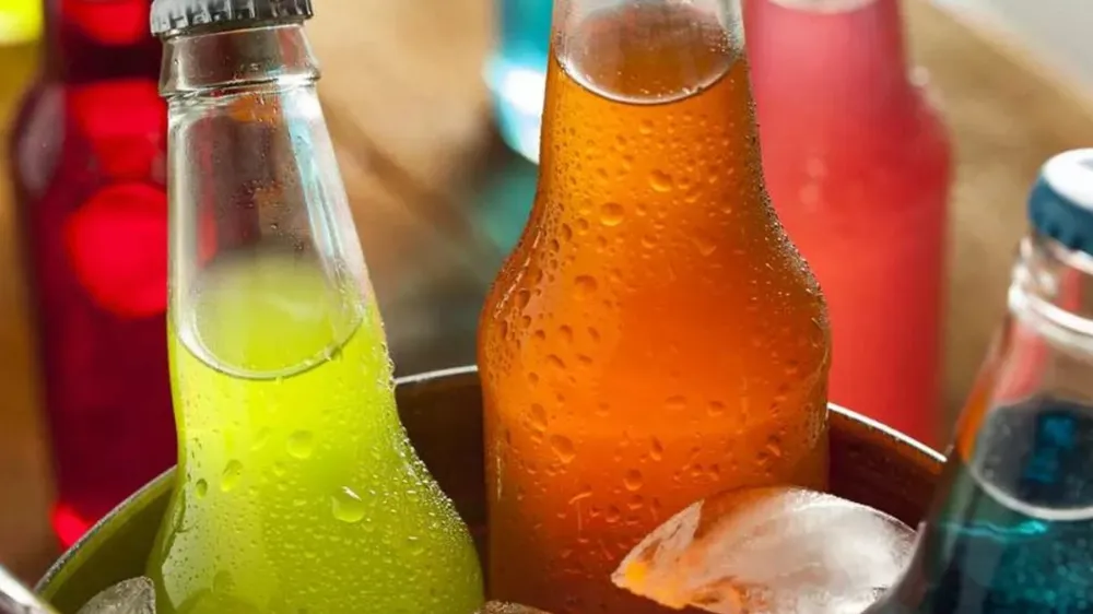 BAKANLIK YASAKLADI: ŞEKERSİZ İÇECEKLERDE YENİ DÖNEM