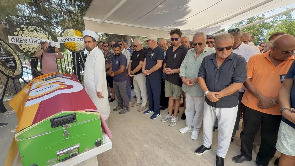 SPOR BASINININ DUAYENİ ÜMİT AKTAN, SON YOLCULUĞUNA UĞURLANDI